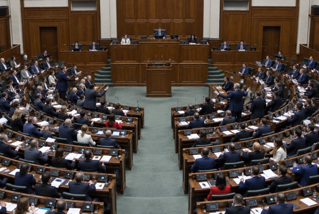 Заседание парламента